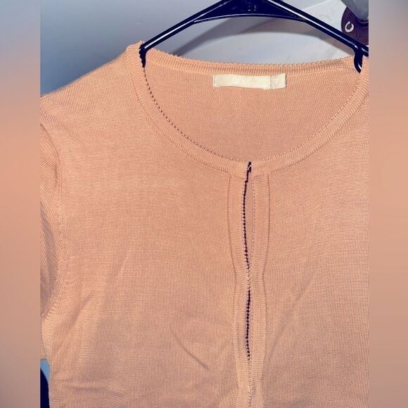 Light Brown Short Sleeve Top - Size 7 Juniors - Picture 12 of 13